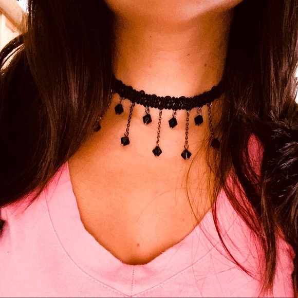 Jewelry - Black choker necklace . NWT.